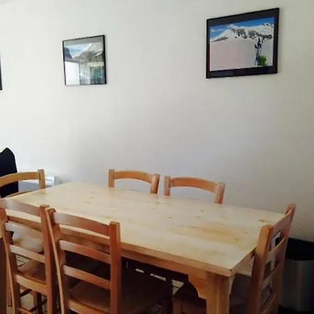 Résidence Pyrénées Zenith Apartamento *