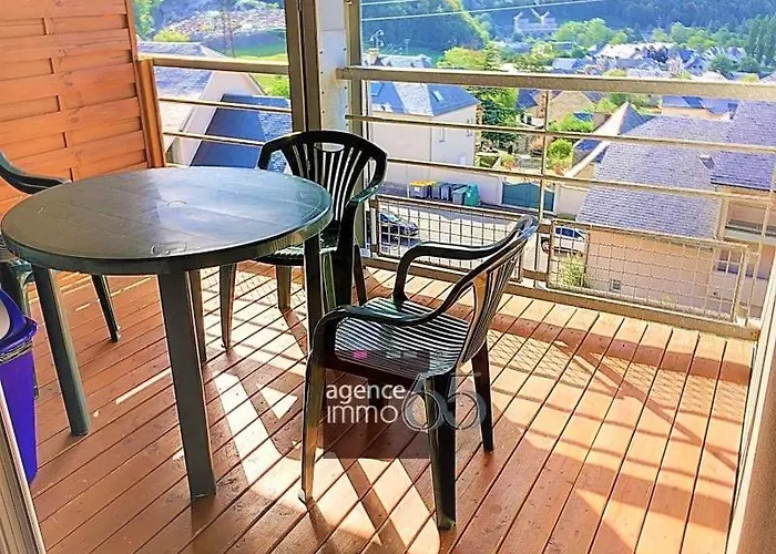 Pyrenees Zenith Апартаменты