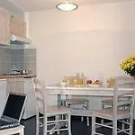 Pyrenees Zenith Апартаменты *