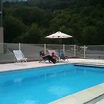 Апартаменты Pyrenees Zenith Люс-Сен-Совёр